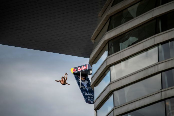 Constantin Popovici - Seria Mondiala Red Bull Cliff Diving